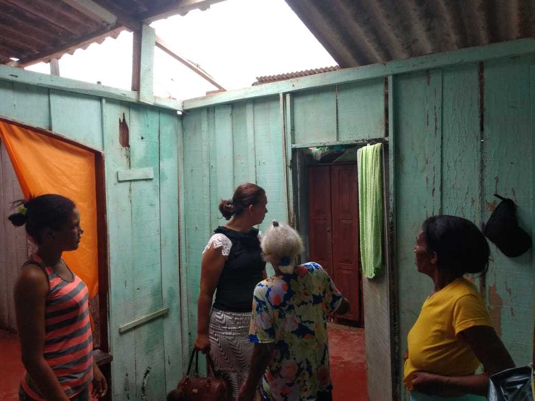 Prefeito se reúne com Secretarias e Defesa Civil para avaliar danos causados pela ventania e chuvas